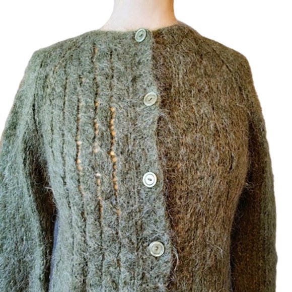 Olive Green 1960s Vintage Wool Mohair Hand Knit Cardigan Sweater Large Size - Picture 3 of 7